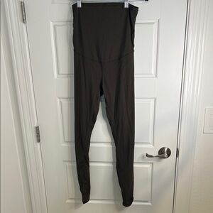 High-Waisted Brown Maternity Leggings